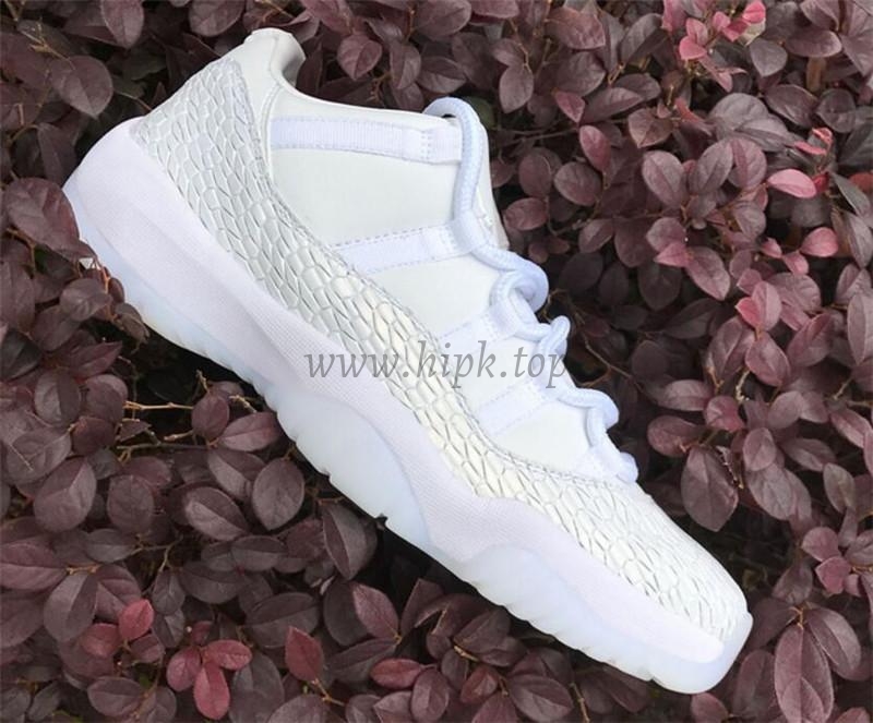 Authentic Air Jordan 11 Low“Frost White”