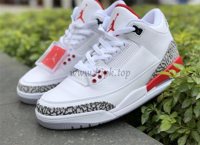 Nike pairs Air Jordan 3 “Katrina” 2018 version