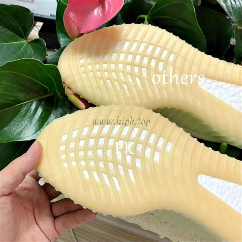 god yeezy 350 v2 butter with real premeknit from huayiyi which offer primeknit to Ad*s directly ready to ship