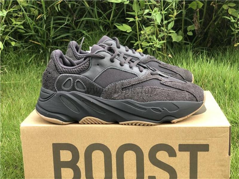 PK GOD YEEZY 700 “Utility Black”FV 5304 RETAIL MATERIALS READY TO SHIP