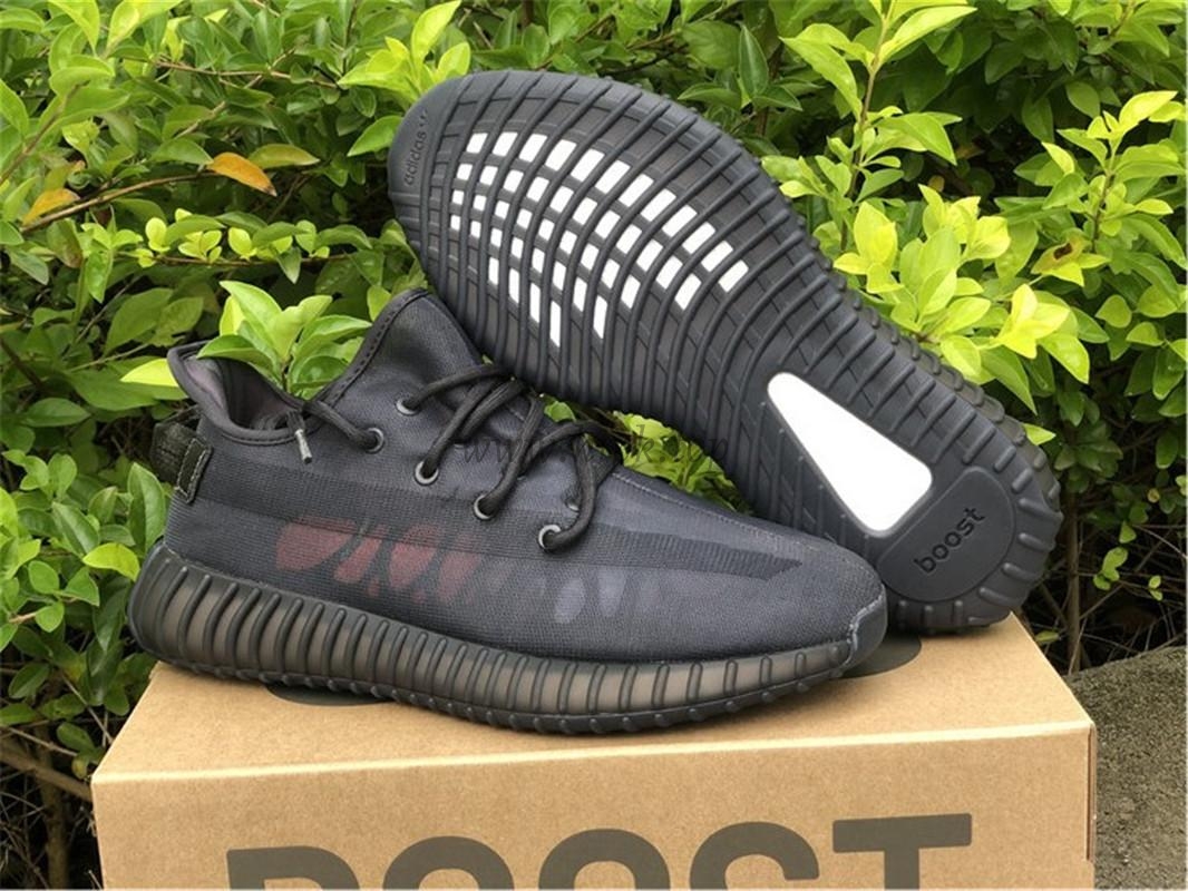 pk god Ad*s yeezy boost 350 v2 “black”3791 retail materials ready to ship