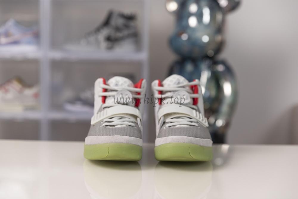 God Air Yeezy 2 Wolf Grey/ Pure Platinum Real materials Limited pairs