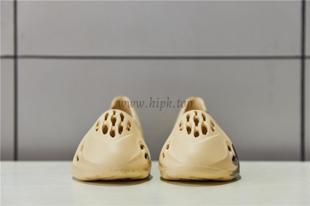 pk god Ad*s yeezy foam rnnrmx cream clay retail materials ready to ship