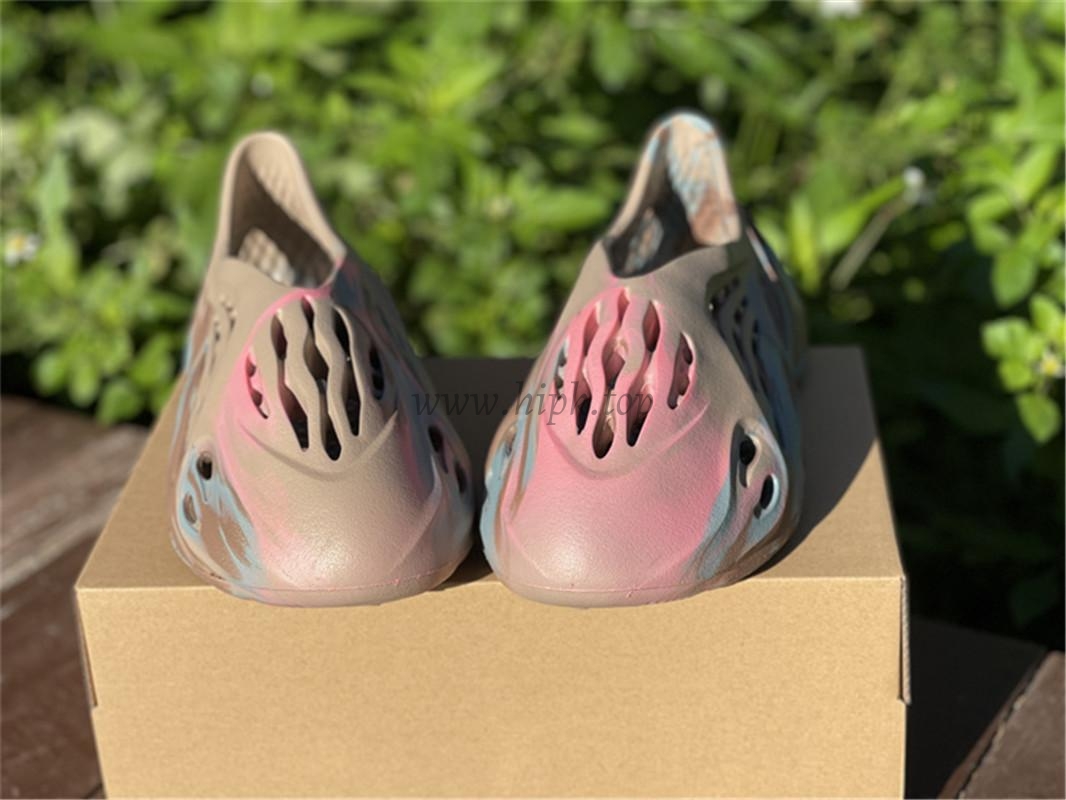 PK God YEEZY FOAM RUNNER MX Sand Grey retail materials ready to ship