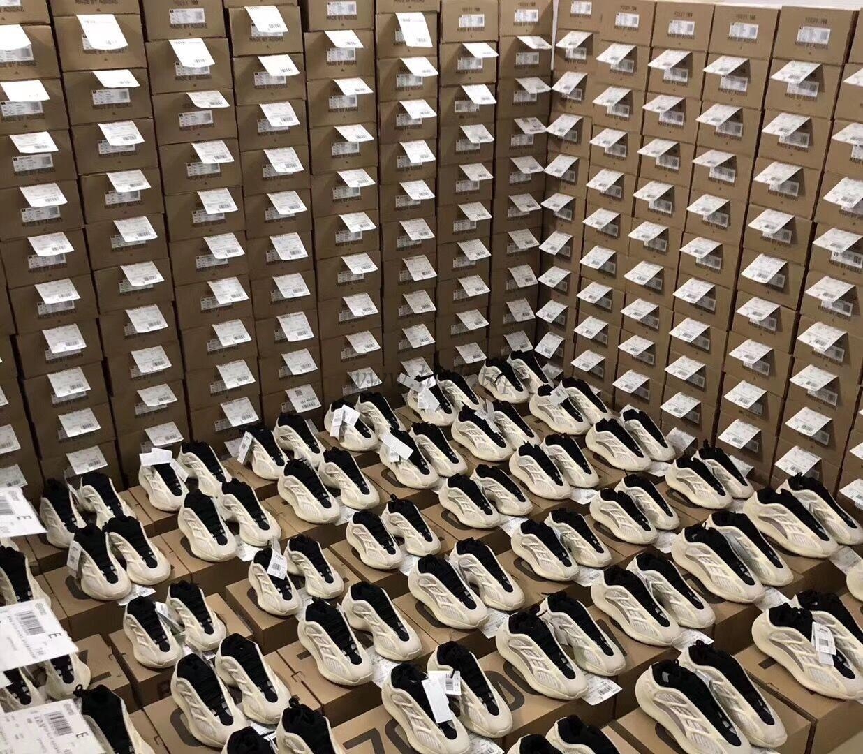 Pk God exclusive yeezy 700 V3 Azael retail materials ready to ship