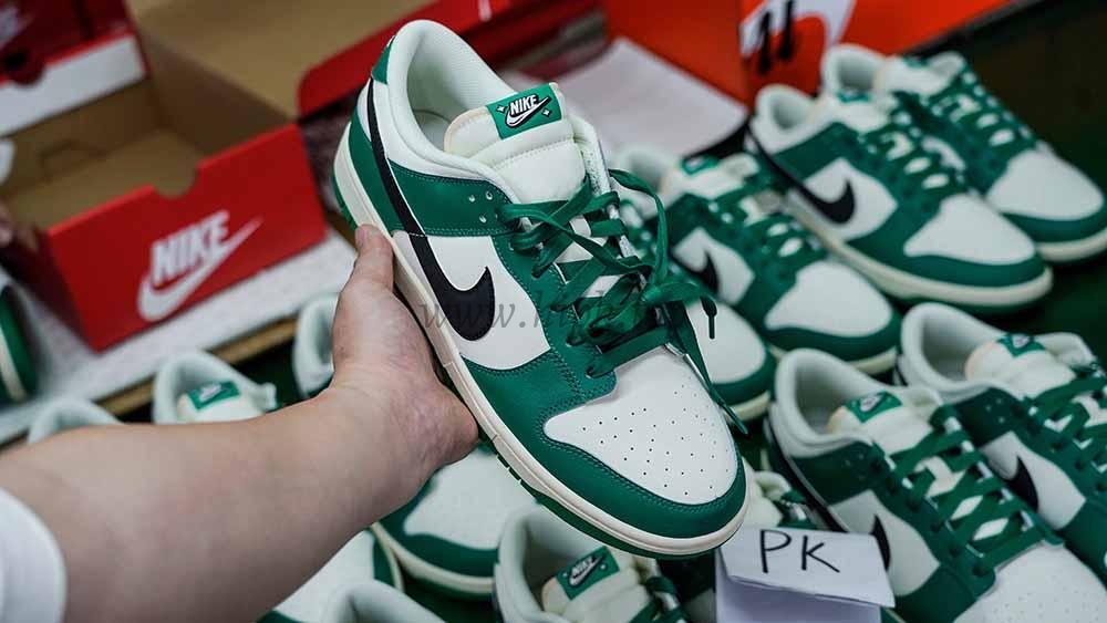 PK GOD Nike Dunk Low SE Lottery RETAIL MATERIALS READY TO SHIP