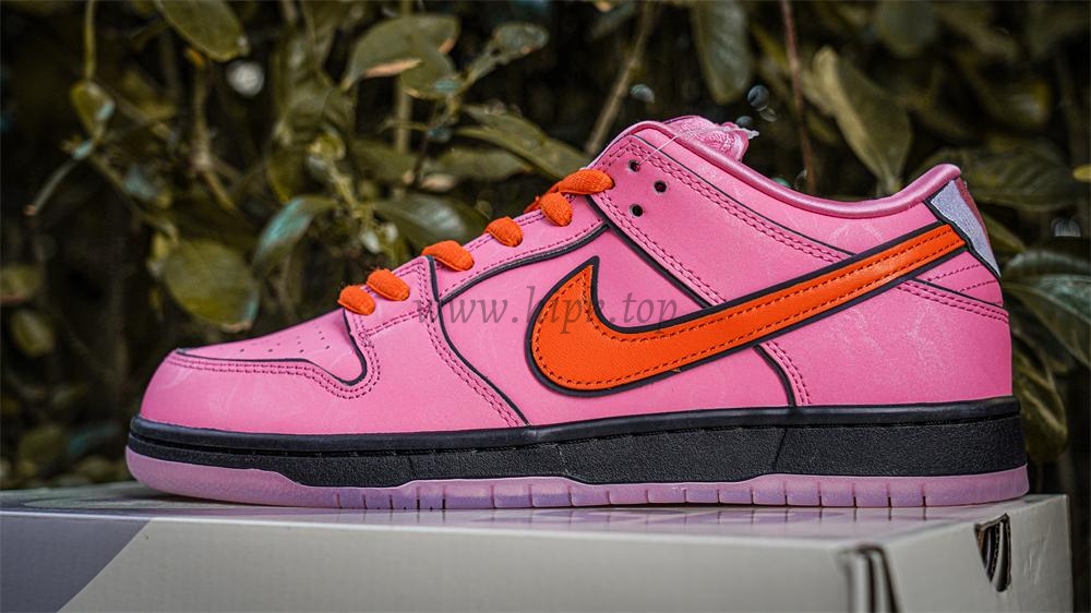 PK GOD The Powerpuff Girls x Nike Dunk SB Low Pink RETAIL MATERIALS READY TO SHIP