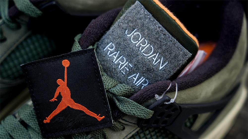 PK GOD Jordan 4 Undefeated Travis Scott Olive RETAIL MATERIALS READY TO SHIP