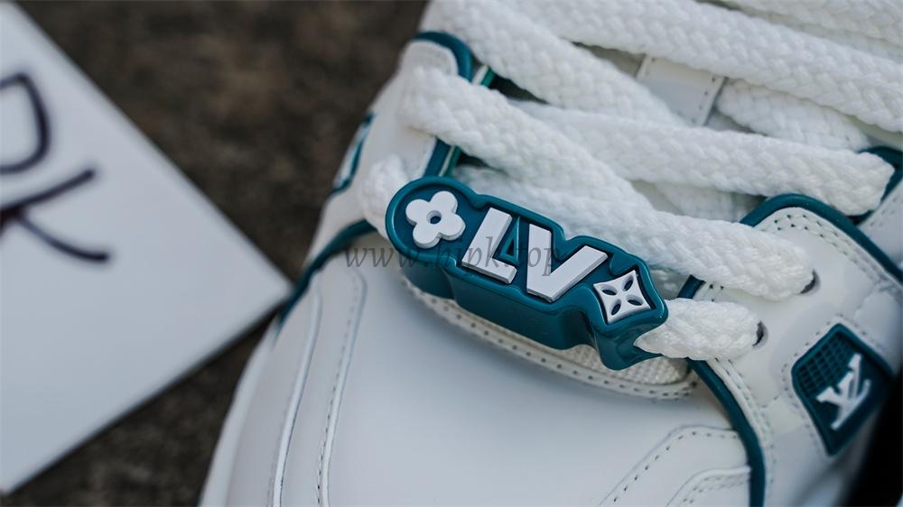 pk god l**is V*t*n lv trainer maxi sneaker white green retail materials ready to ship