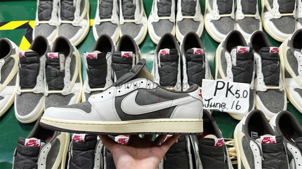 PK 5.0 Jordan 1 Retro Low OG SP Travis Scott Reverse Mocha RETAIL MATERIALS READY TO SHIP