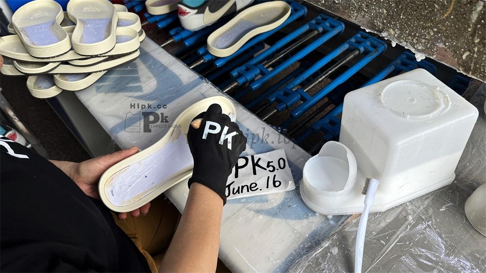 PK 5.0 Jordan 1 Retro Low OG SP Travis Scott Reverse Mocha RETAIL MATERIALS READY TO SHIP