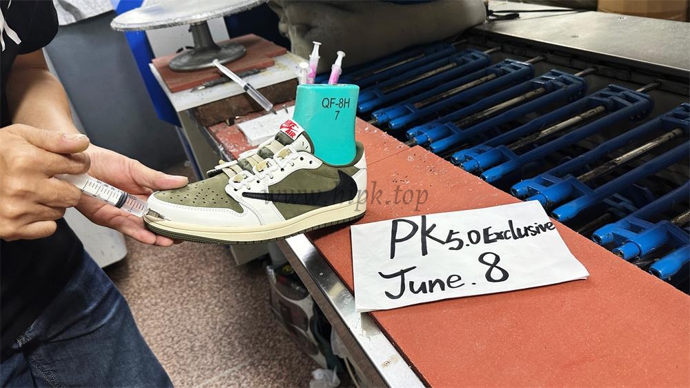 PK5.0 JORDAN 1 RETRO LOW Medium Olive TRAVIS SCOTT NEUTRAL OLIVE RETAIL MATERIALS READY TO SHIP