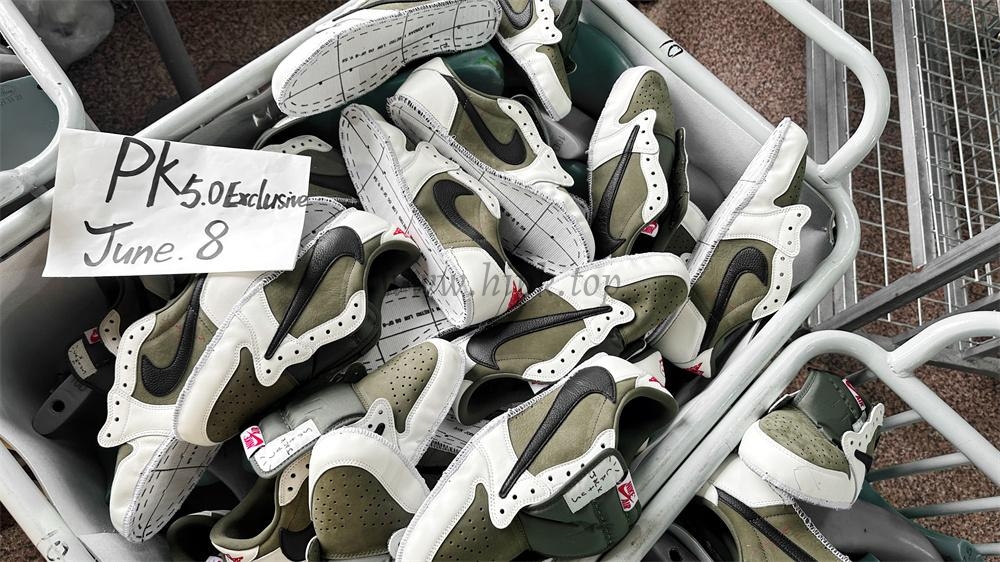 PK5.0 JORDAN 1 RETRO LOW Medium Olive TRAVIS SCOTT NEUTRAL OLIVE RETAIL MATERIALS READY TO SHIP