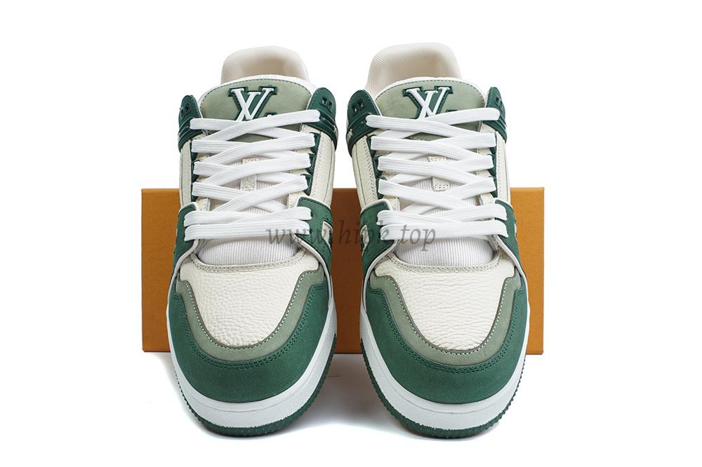 pk god l**is V*t*n lv trainer green white retail materials ready to ship