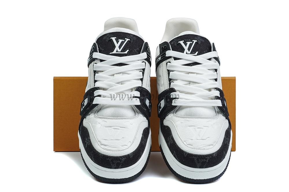 pk god l**is V*t*n lv trainer white black retail materials ready to ship