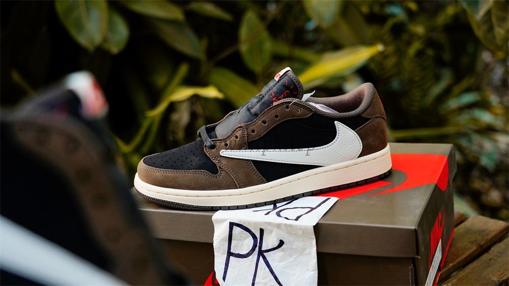 PK 5.0 TRAVIS SCOTT X AJ1 LOW WITH RETAIL MATERIALS READY TO SHIP