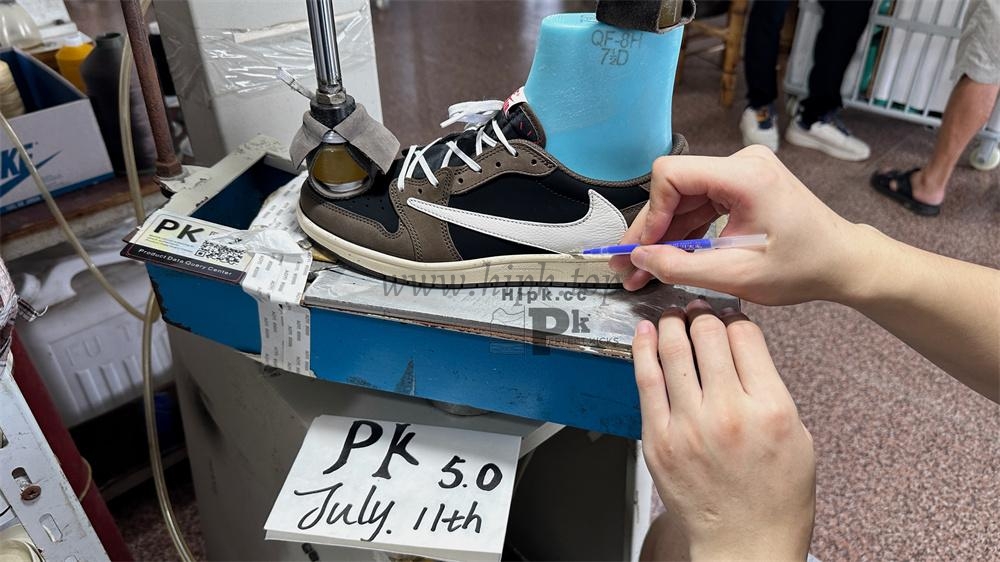 PK 5.0 TRAVIS SCOTT X AJ1 LOW WITH RETAIL MATERIALS READY TO SHIP