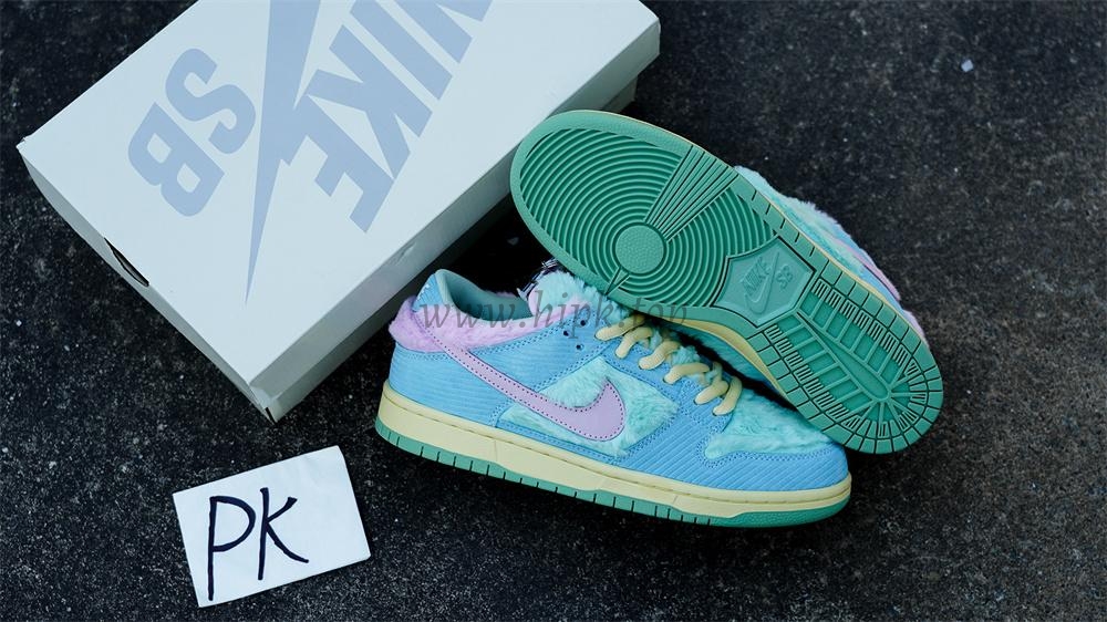 VERDY x Nike SB Dunk Low Visty