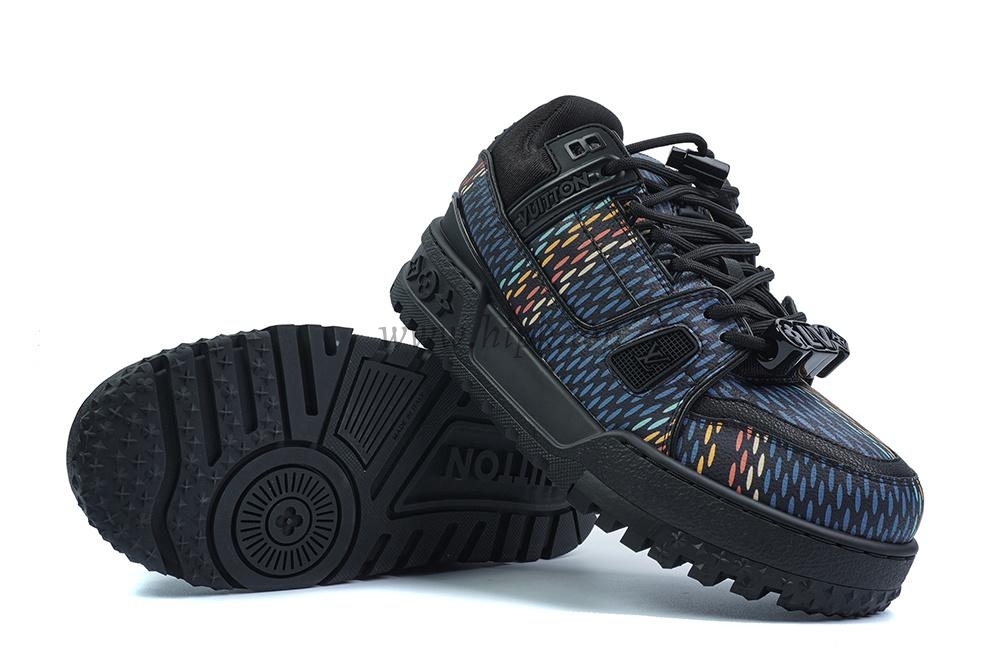 pk god l**is V*t*n trainer maxi black multi retail materials ready to ship