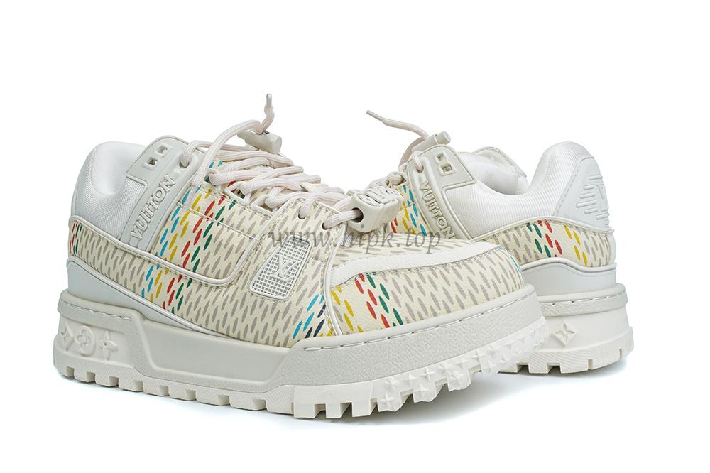 pk god l**is V*t*n trainer maxi white multi retail materials ready to ship