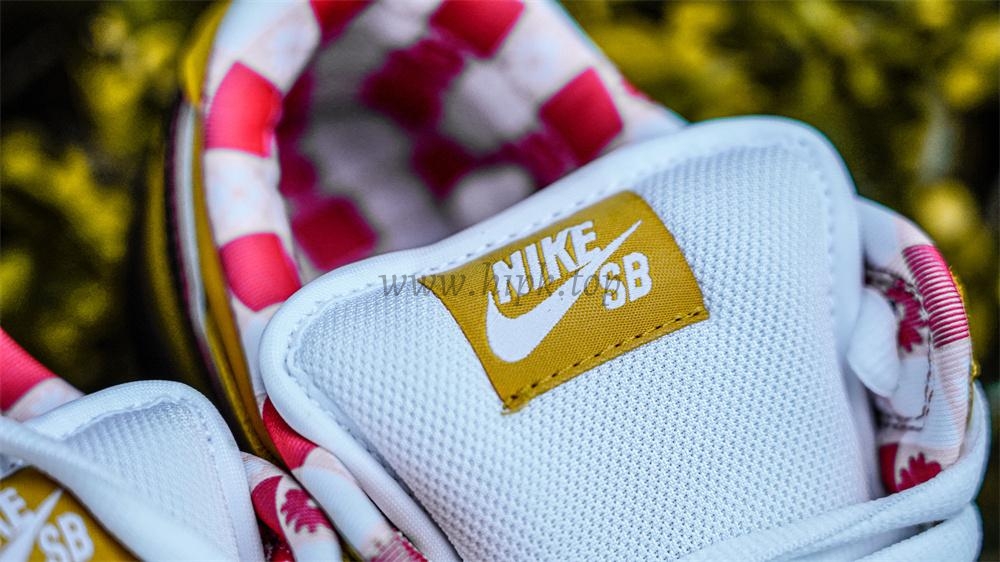 PK GOD Nike SB Dunk Low Yellow Lobster RETAIL MATERIALS READY TO SHIP