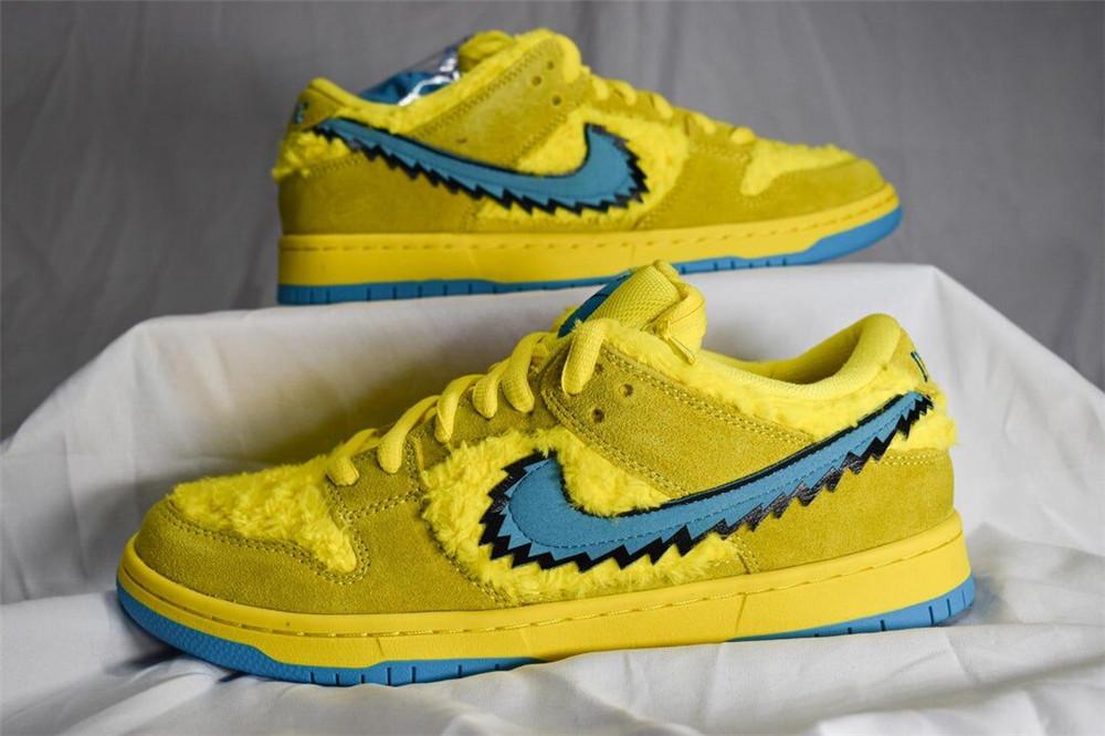 PKGOD exclusive Grateful Dead X SB dunk low pro Opti Yellow ready to ship