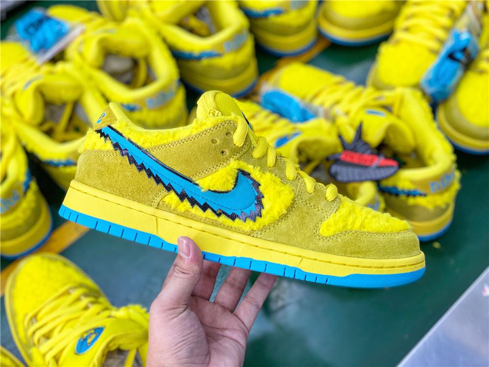 PKGOD exclusive Grateful Dead X SB dunk low pro Opti Yellow ready to ship