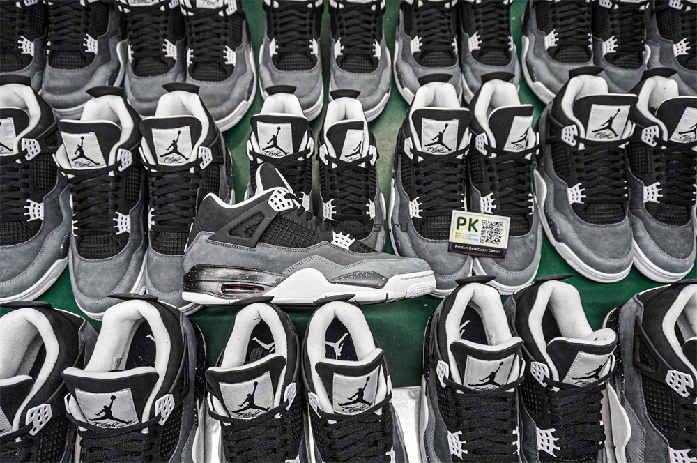 PK GOD Air Jordan 4 Retro Fear RETAIL MATERIALS READY TO SHIP