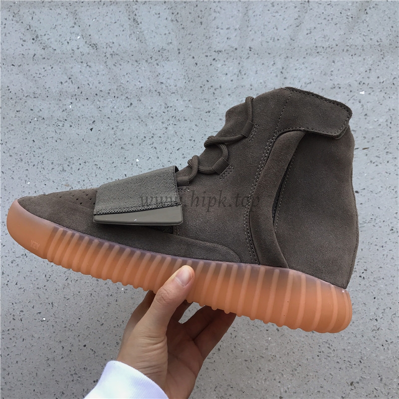 PK God Yeezy 750 Chocolate Brown real suede and shape (real quality)