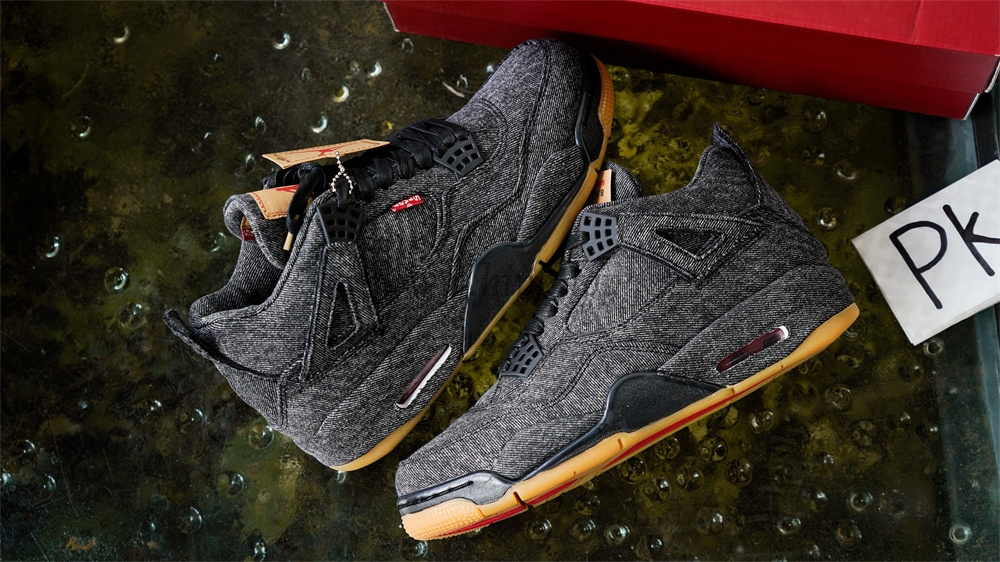 PK GOD Jordan 4 RetroLevi’s Black RETAIL MATERIALS READY TO SHIP