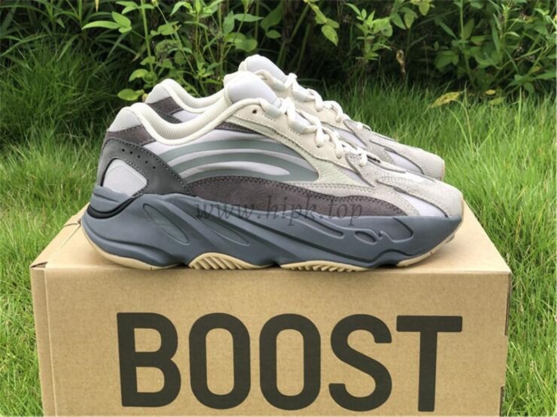 PK GOD YEEZY 700 V2 “Tephra”FU7914 RETAIL MATERIALS READY TO SHIP