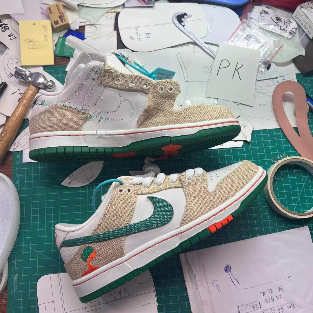 PK Jarritos X dunk SB low phantom and Malachite preorder ready on June 5th