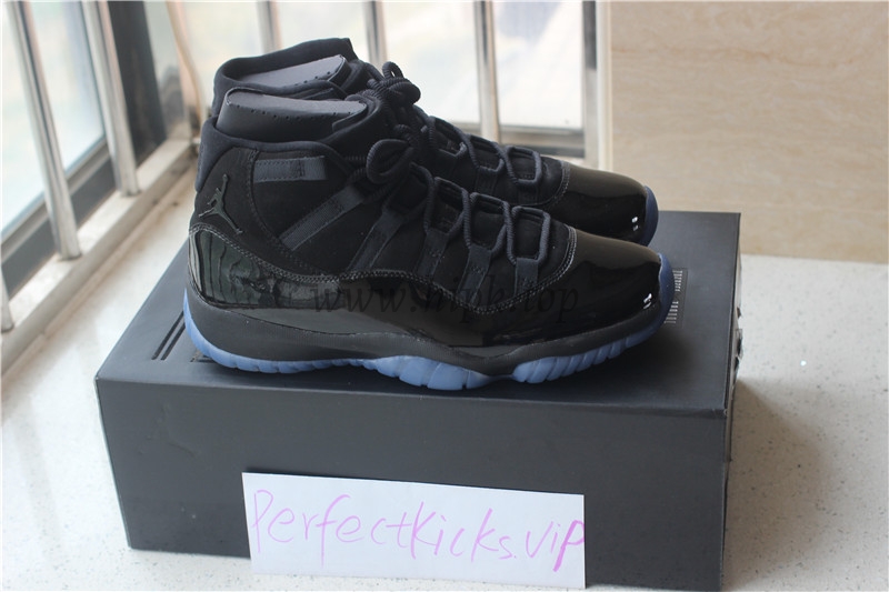 Nike Pairs Air Jordan 11 “Prom Night”