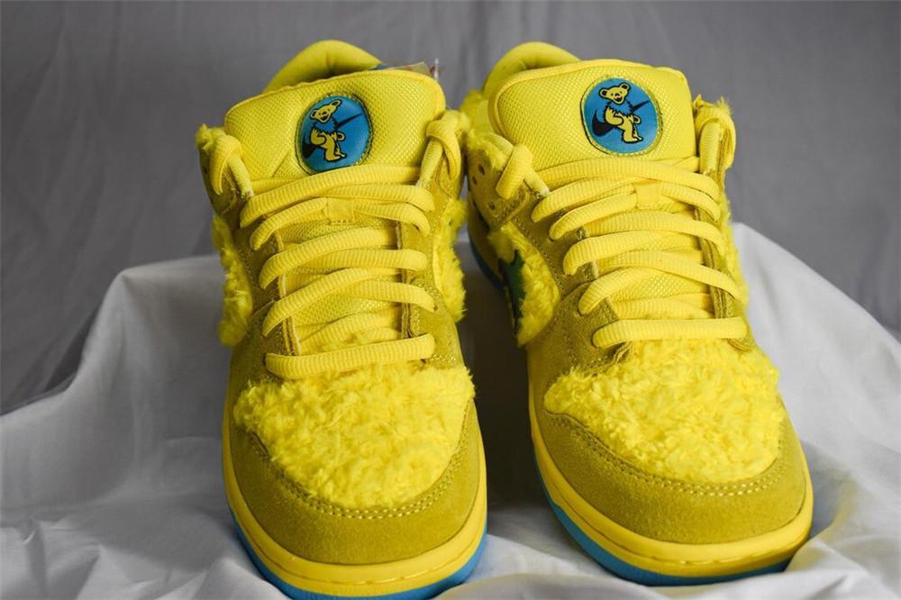 PKGOD exclusive Grateful Dead X SB dunk low pro Opti Yellow ready to ship