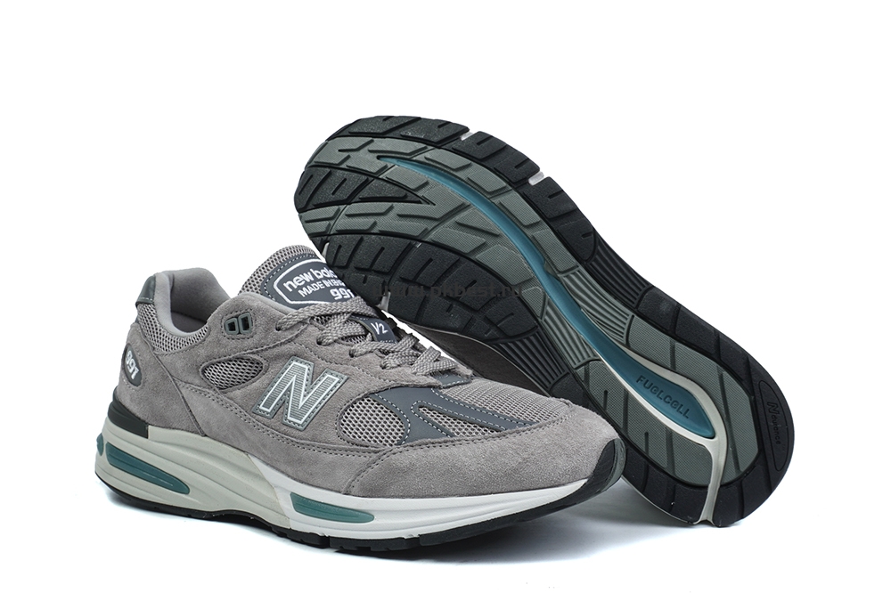 PK GOD New Balance 991v2 “Grey” RETAIL MATERIALS READY TO SHIP