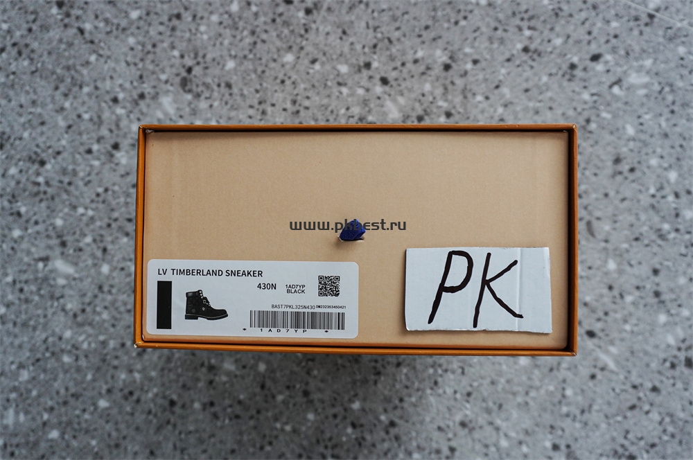 pk god ti*mber*land x l**is V*t*n cow leather black retail materials ready to ship