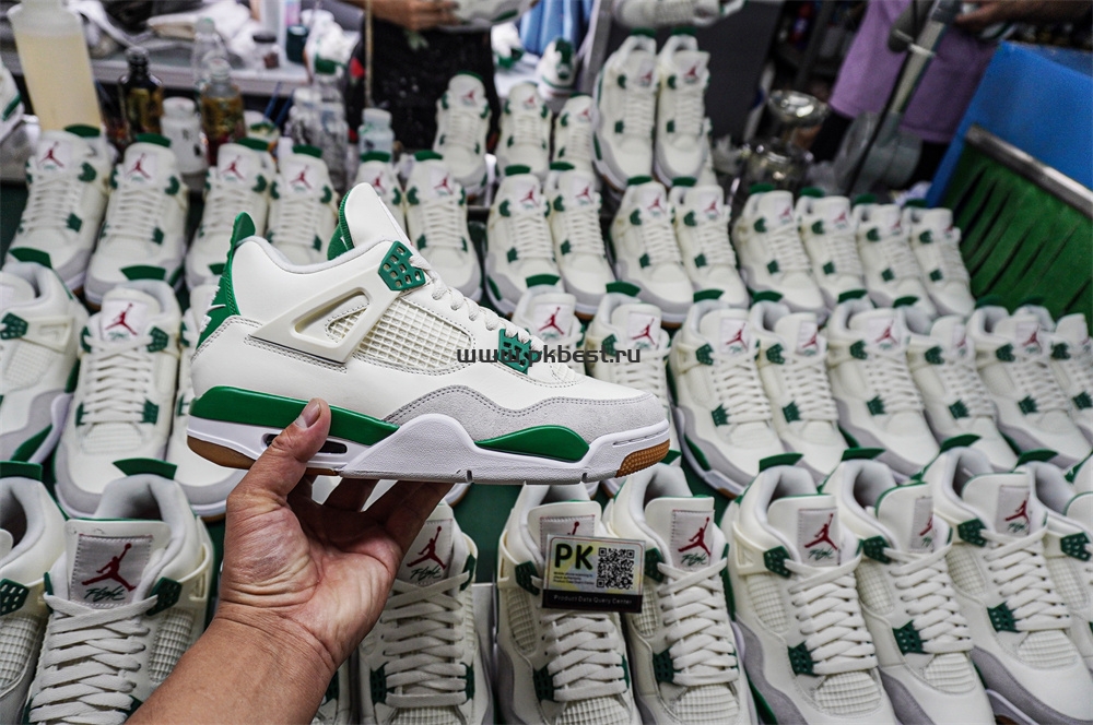 PK GOD Air Jordan Nike SB x Air Jordan 4 Retro SP ‘Pine Green’ RETAIL MATERIALS READY TO SHIP