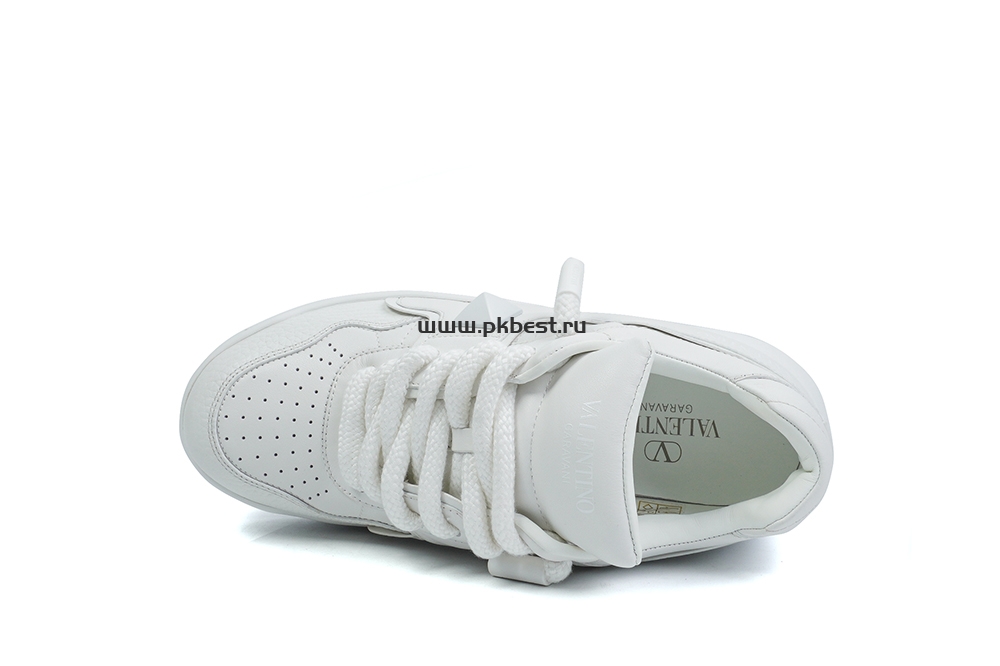 PK GOD Valentino  One Stud white RETAIL MATERIALS READY TO SHIP