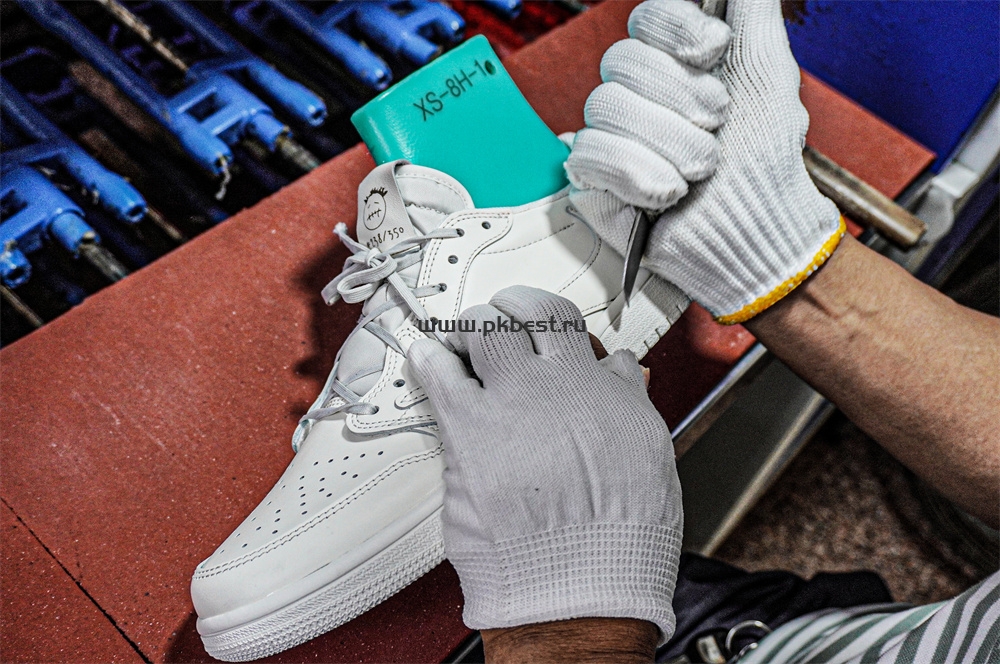 PK5.0 Travis Scott x Air Jordan 1 ‘Low White Party’ RETAIL MATERIALS READY TO SHIP