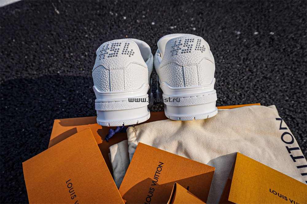 pk god l**is V*t*n trainer white retail materials ready to ship