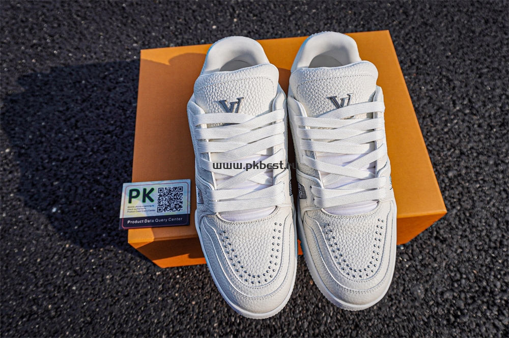 pk god l**is V*t*n trainer white retail materials ready to ship